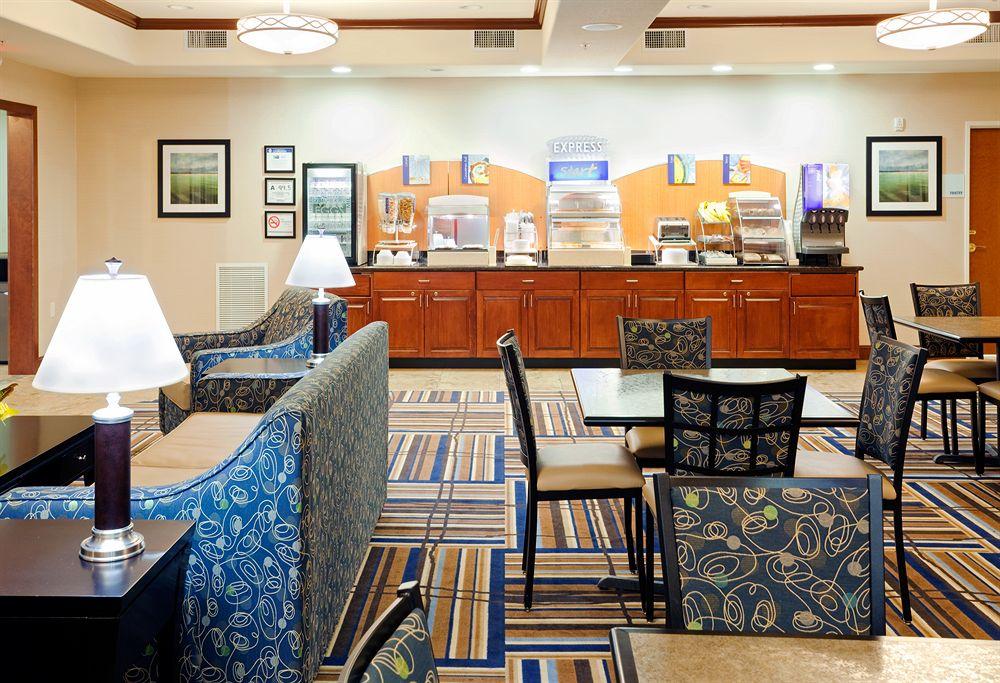 Holiday Inn Express Hotel & Suites Mount Airy By Ihg Bagian luar foto