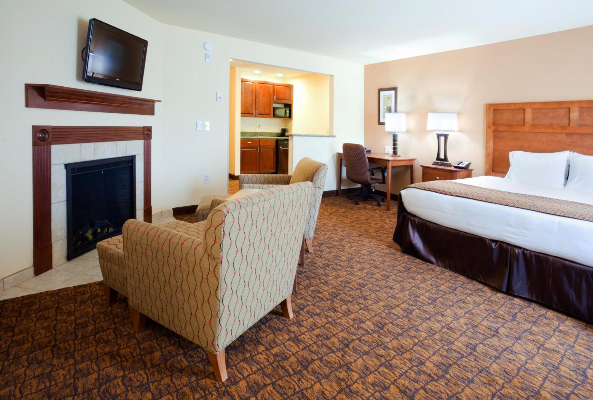 Holiday Inn Express Hotel & Suites Mount Airy By Ihg Bagian luar foto