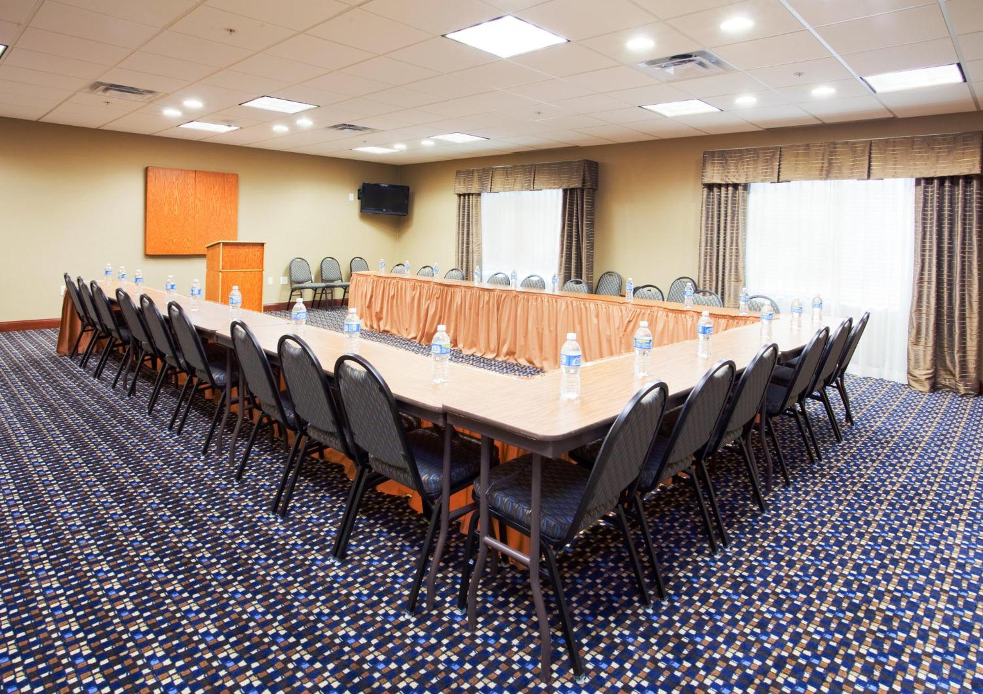 Holiday Inn Express Hotel & Suites Mount Airy By Ihg Bagian luar foto